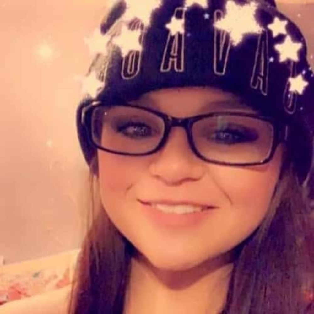 Meet your Posher, Danyelle